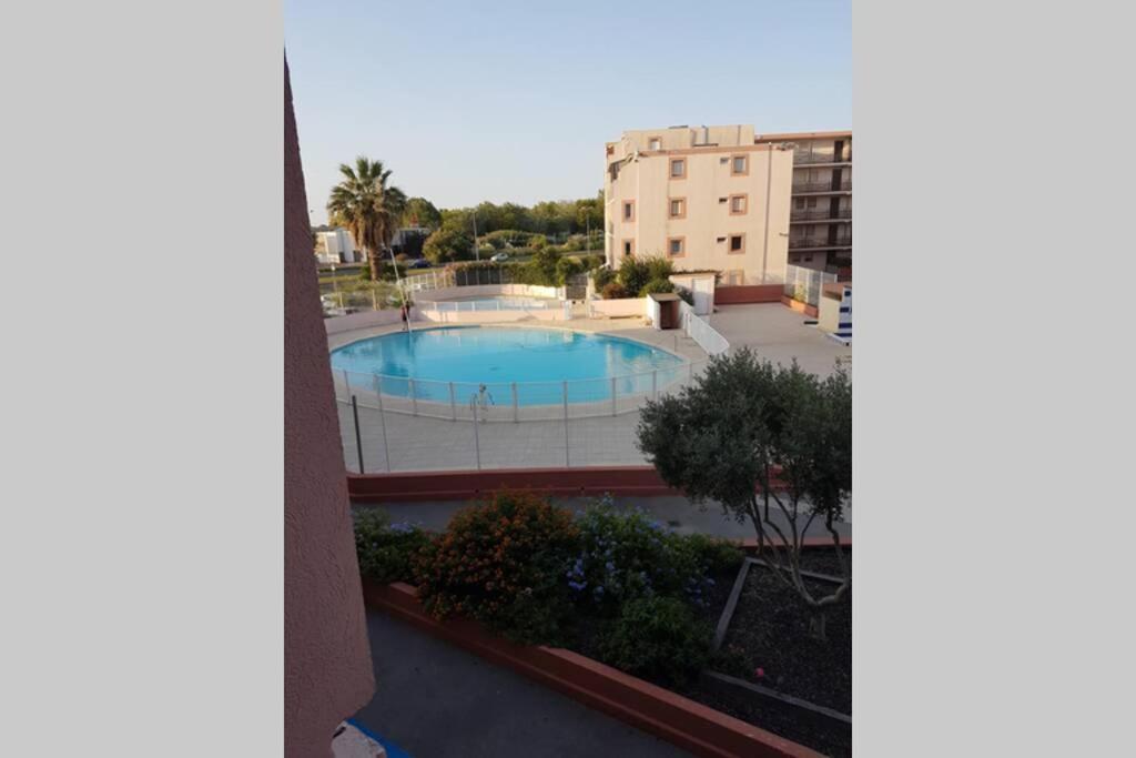 Studio avec piscines 800m de la plage le lagon bleu le grau du roi Extérieur photo